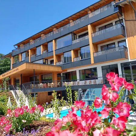 Apart & Suiten Hotel Weiden 4*