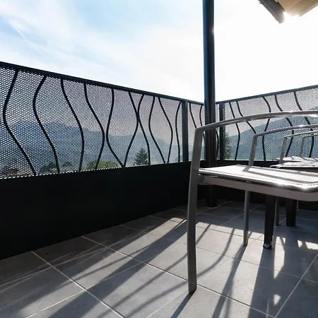 & Weiden מלון 4*