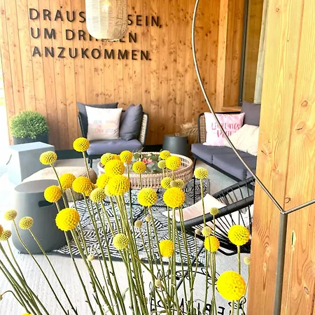 Hotel & Weiden Schladming