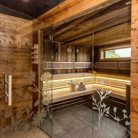 & Weiden Hotel