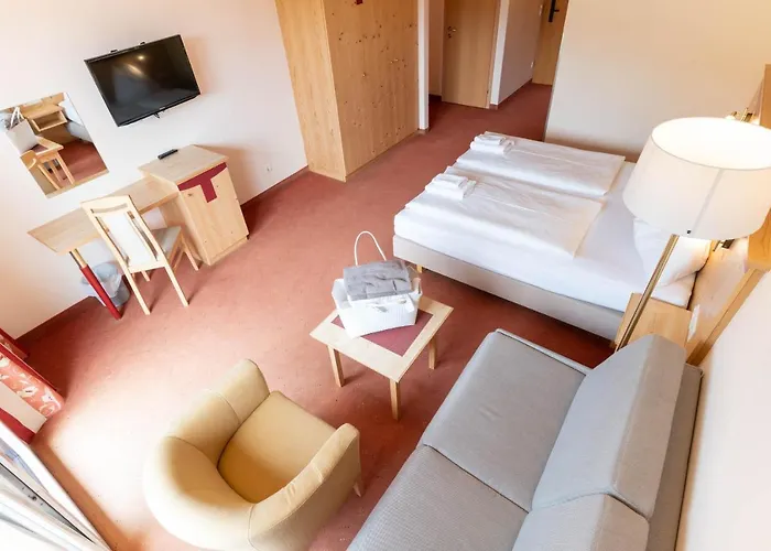 & Weiden מלון שלאדמינג