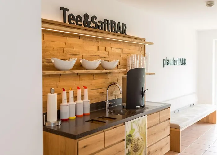 & Weiden מלון 4*